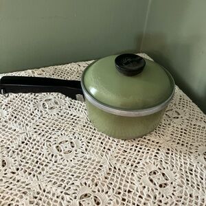 Vtg MCM 1970's Club Sauce Pan Cookware Avocado Green Cast Aluminum USA 1 qt
